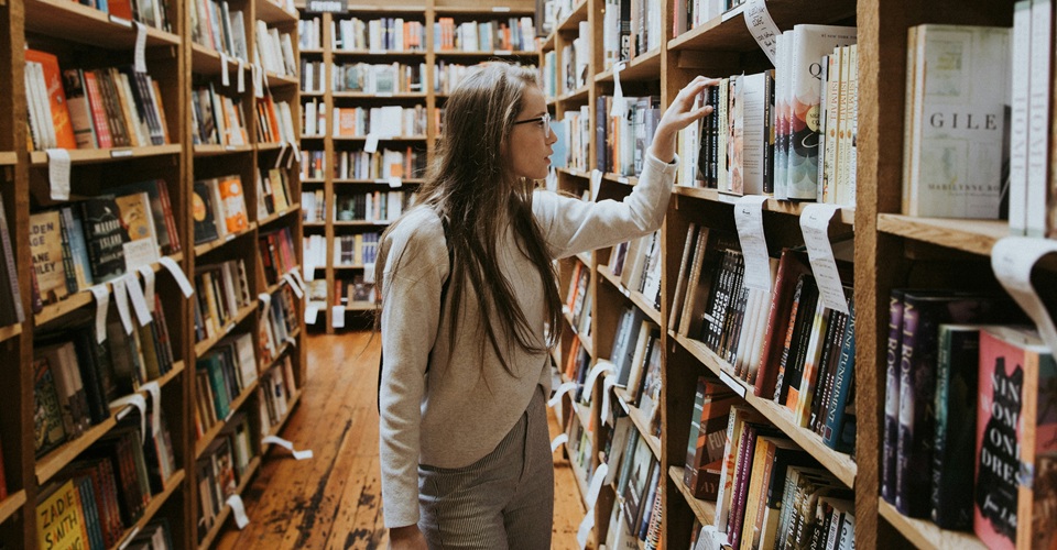 becca tapert GnY mW1Q6Xc unsplash