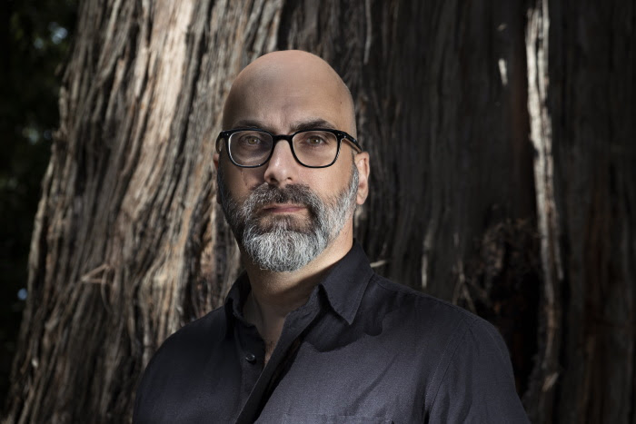 valter hugo mãe lança novo livro 02